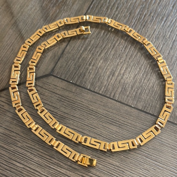 Vintage Greek Key Necklace, Gold-tone Metal - Picture 6 of 14